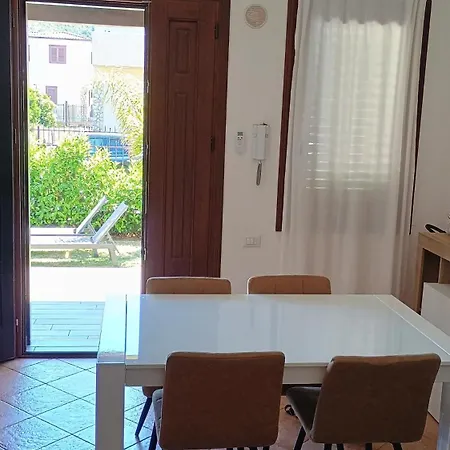 בית נופש I Giardini Del Mare Casa *