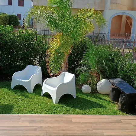 בית נופש I Giardini Del Mare Casa *
